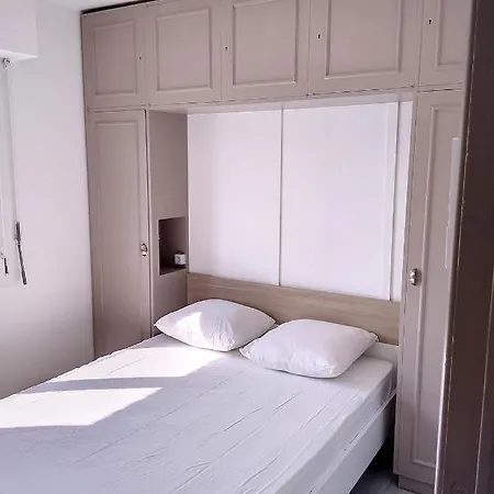 De La Mer Apartment Antibes